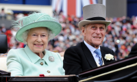 Кралският биограф: Кралица Елизабет II ще се оттегли следващата година