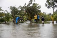 Евакуираха стотици от Хондурас заради бурята Ета