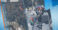 Гневни демонстранти нахлуха в парламента в Ереван след новото споразумение за Нагорни Карабах