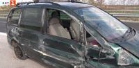 Кола в насрещното предизвика катастрофа на магистрала "Марица"