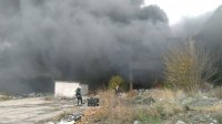 снимка 5 Голям пожар в склад в Ямбол
