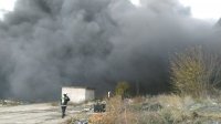 снимка 3 Голям пожар в склад в Ямбол