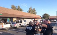 Двама убити и няколко ранени след нападение с нож в баптистка църква в Калифорния