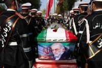 Погребаха убития ирански ядрен учен