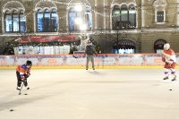 снимка 5 Сбъднато желание: Путин игра хокей с 9-годишно момче (Снимки)