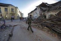 снимка 8 Българка за земетресението в Хърватия: Гледките са потресаващи