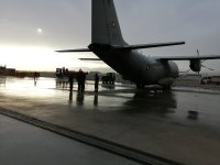 снимка 4 Камиони докараха част от хуманитарната помощ за Хърватия на авиобаза "Враждебна" (Видео, снимки)
