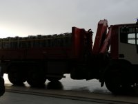 снимка 1 Камиони докараха част от хуманитарната помощ за Хърватия на авиобаза "Враждебна" (Видео, снимки)