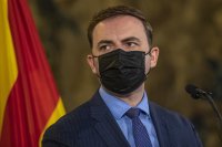 Македонският външен министър: Трябва да се пречупят ограниченията, наследени от историята