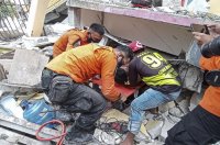 снимка 2 МВнР: Няма данни за пострадали българи при земетресението в Индонезия