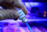 Европарламентът иска прозрачност на договорите за ваксините