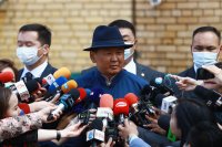 Премиерът на Монголия подаде оставка след протести