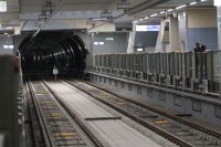 Проблем в релсовия път спря метрото по третата линия