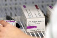 Учени от Оксфорд: Една доза от ваксината на "Астра Зенека" дава 76% защита до 3 месеца