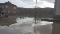 Наводнени къщи в бургаското село Кости, обявено е частично бедствено положение