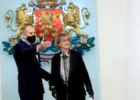 снимка 2 Президентът Радев връчи високи държавни отличия на български творци и общественици
