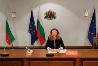 Марияна Николова участва във видеоконферентна среща на върха „17+1“