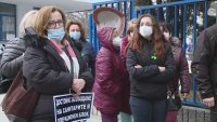 снимка 4 Медицински сестри и санитари от Варна с флашмоб в подкрепа на протеста в София