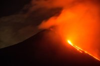 Вулканът Пакая в Гватемала се активизира за втори път в рамките на три дни