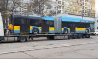Първите два от 30 нови тролея пристигнаха в София