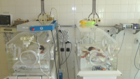 Близнаци се родиха по спешност в бургаската болница, майката е в кома след COVID-19
