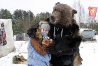 снимка 2 Руснаците изпратиха зимата с ритуала Масленица (Снимки)