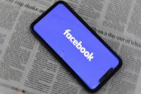 Фейсбук ще плаща на медийните корпорации в Австралия