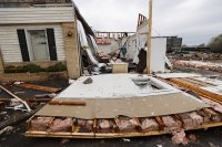 снимка 3 Мощно торнадо в Алабама взе жертви