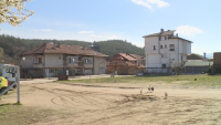 Защо дерегистрираха над 3000 граждани от Р Северна Македония в село Рилци