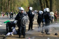 Първоаприлска шега доведе до хаос и арести в Брюксел (Снимки)