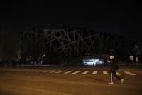 Сгради в Пекин, Шанхай и Сингапур потънаха в мрак за час