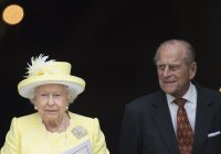 снимка 2 Почина съпругът на кралица Елизабет II принц Филип