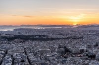 При строги COVID мерки посрещат празничните дни в Гърция