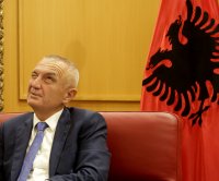 Илир Мета остава президент на Албания до края на мандата си