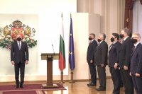 Кои са служебните правителства на България от началото на прехода