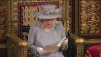Кралица Елизабет II откри сесията на парламента