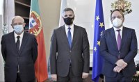 Служебният премиер Стефан Янев се срещна с португалския външен министър и с еврокомисар Вархеи