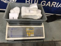 Митничари от Русе задържаха близо 1 кг кокаин