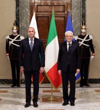Радев: България може да заимства от Италия добри практики за възстановяване на туризма