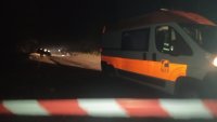 Два автомобила се удариха късно снощи на пътя Бургас - Средец