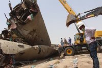 снимка 3 Най-малко 63 са загиналите във влаковата катастрофа в Пакистан
