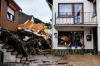 снимка 10 Унищожителни наводнения в Германия (Снимки)