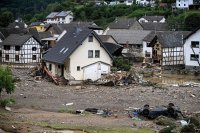 снимка 14 Унищожителни наводнения в Германия (Снимки)