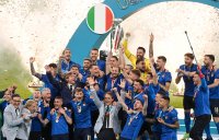 снимка 3 Италия е новият европейски шампион след драма с дузпи