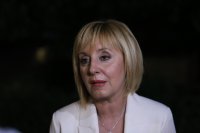 Мая Манолова: Служебното правителство да стане редовен кабинет