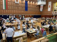 снимка 5 Започна предаването и отчитането на изборните протоколи в Хасково