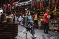Пандемията забавя ход в Турция