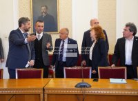 ИТН и "Демократична България" след преговорите: Конструктивен диалог, без персонални въпроси и имена