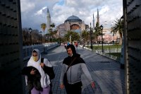 Турция отбеляза най-високия ръст на заразени с COVID-19 от месец май