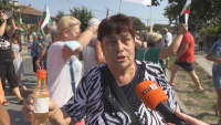 Протест заради честите ВиК аварии затвори пътя Бургас-Малко Търново